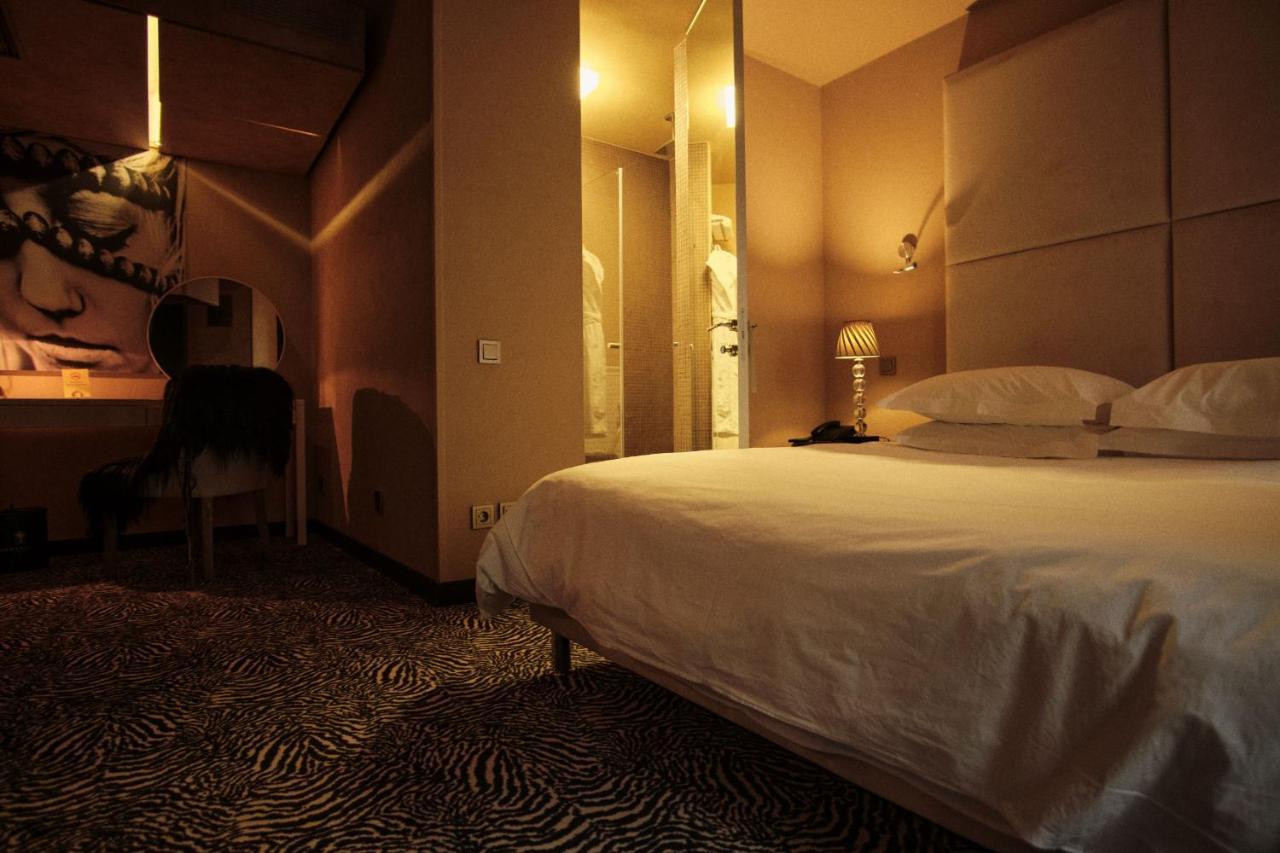 Junior Suite,1499021536:JPEG