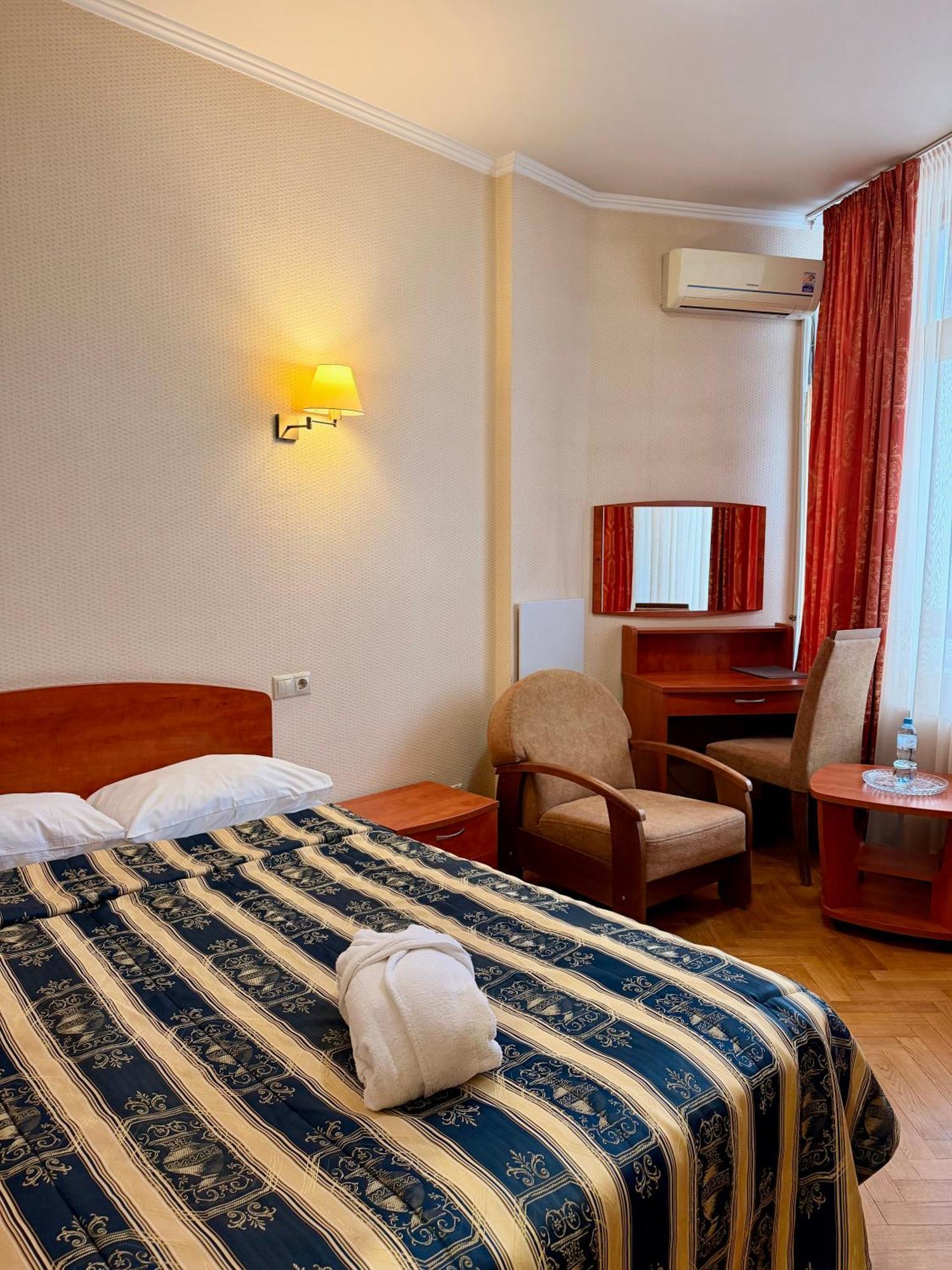 Economy Single Room