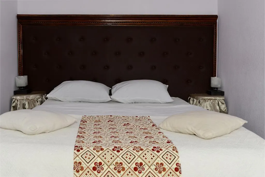 Apart Hall Hotel-1