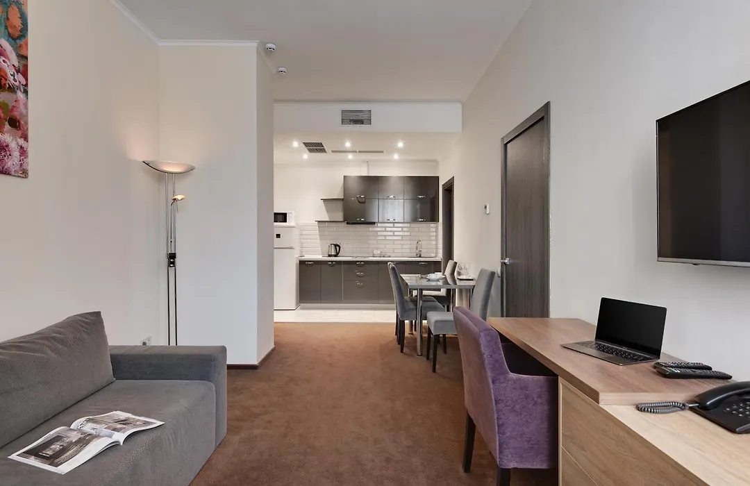 Twin Apart Hotel-1