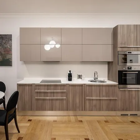 Cityhotel Apartments-2