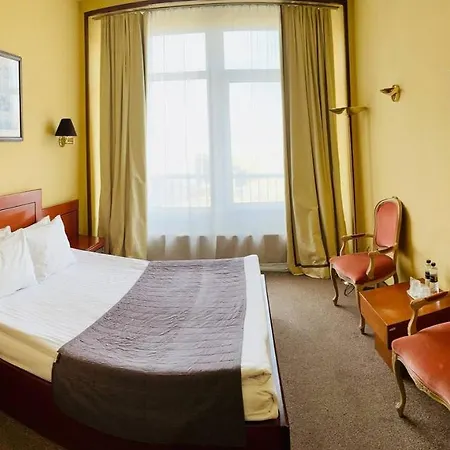 Готель Дніпро Dnipro Hotel-3