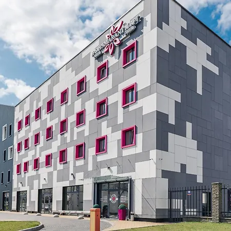 Укриття-Shelter Amarant Urban Hotel By Chm-3